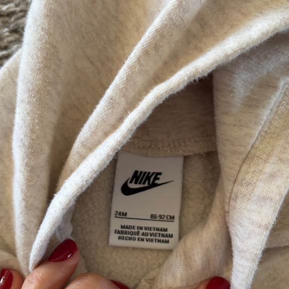 Nike Kids Gray Matching Set - Picture 2 of 7